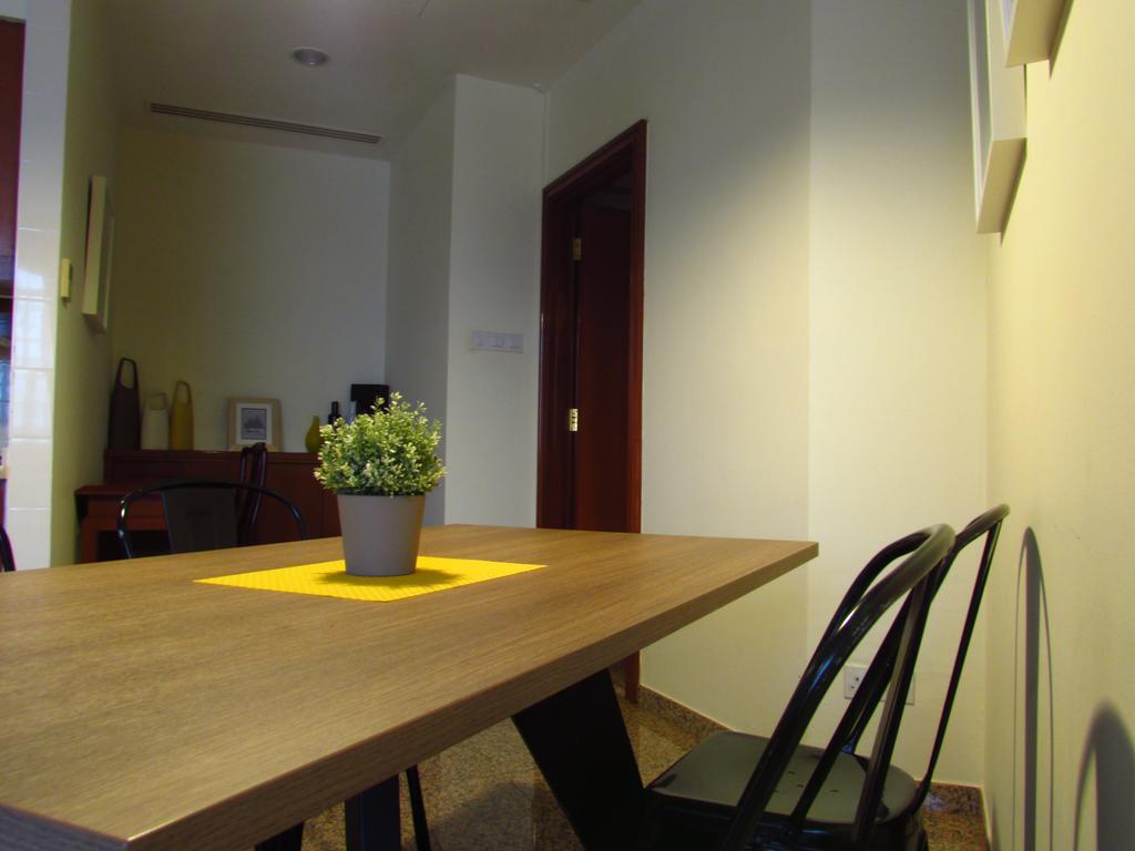 Alocassia Serviced Apartments Szingapúr Szoba fotó