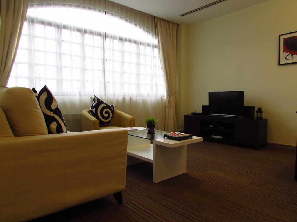 Alocassia Serviced Apartments Szingapúr Szoba fotó